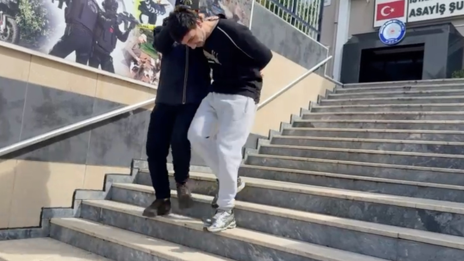 Motosiklet hırsızı, Gayrettepe merdivenlerinde! "İ…