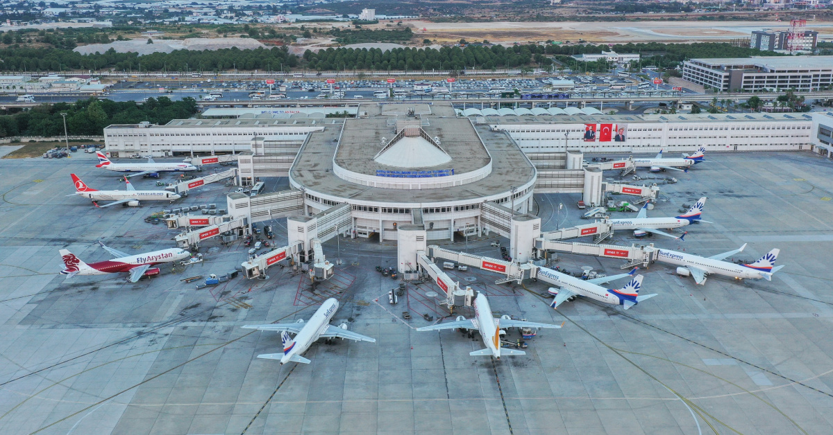 Türkiye'debir ayda 16.4 milyon yolcu seyahat ediyor