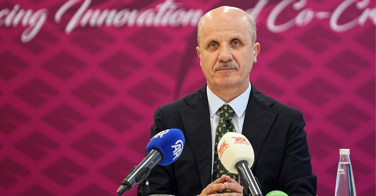 YÖK Başkanı Özvar: 2040'da 600 milyon öğrenci olacak