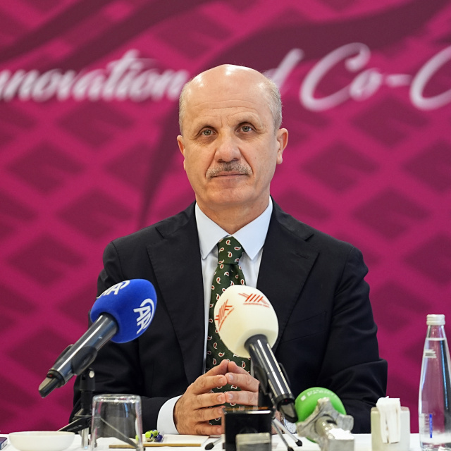 YÖK Başkanı Özvar: 2040’ta dünyada 600 milyon öğrenci olacak