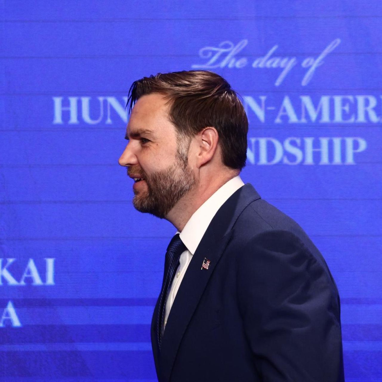 ABD Başkan Yardımcısı: İran'daki askeri hedeflerimizi tamamladık