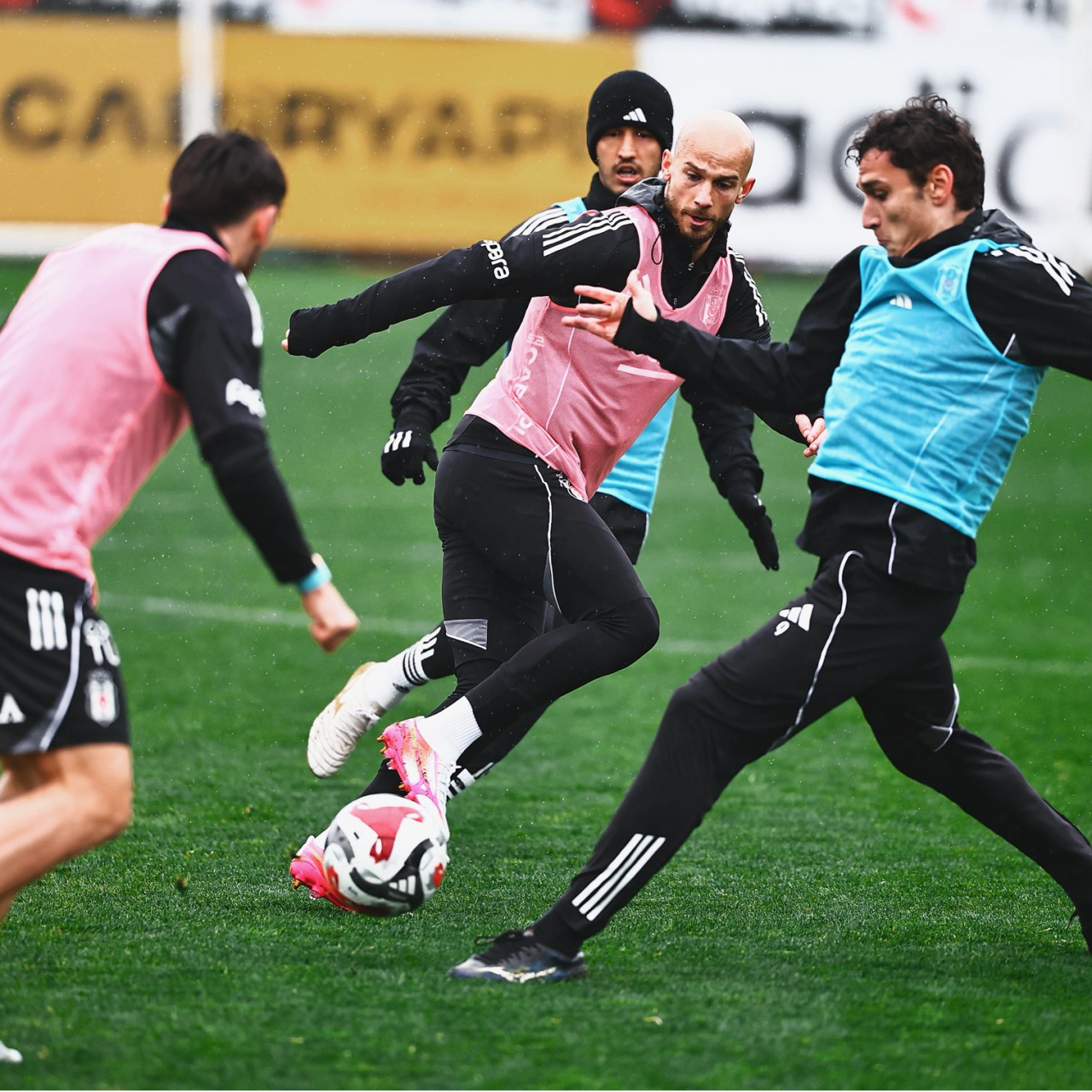 Beşiktaş'ta Antalyaspor maçı hazırlıkları sürdü!