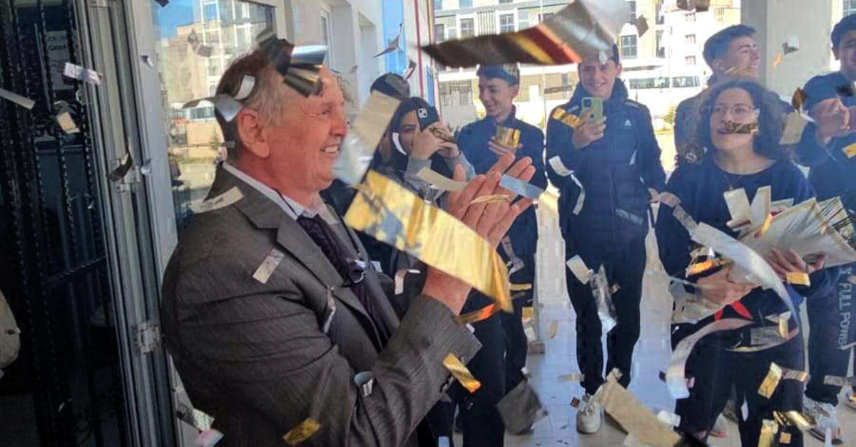 40 Yıllık Öğretmen Veda Etme