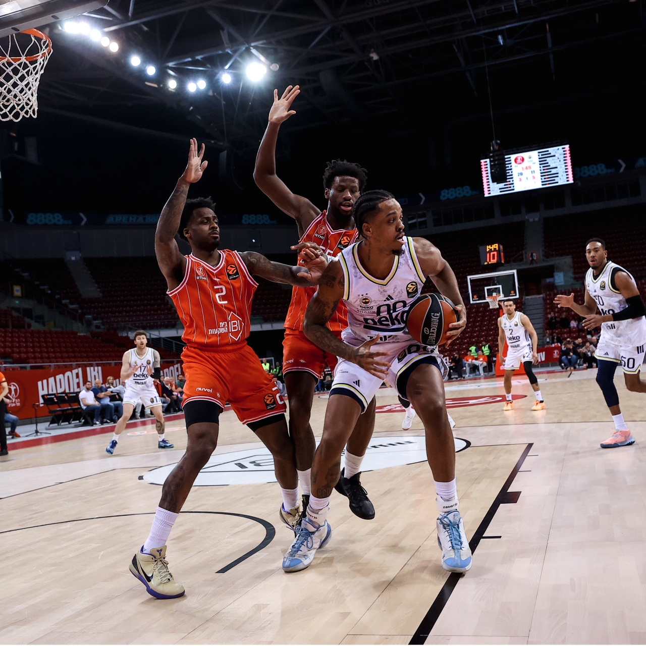 F.Bahçe, Hapoel'e mağlup!