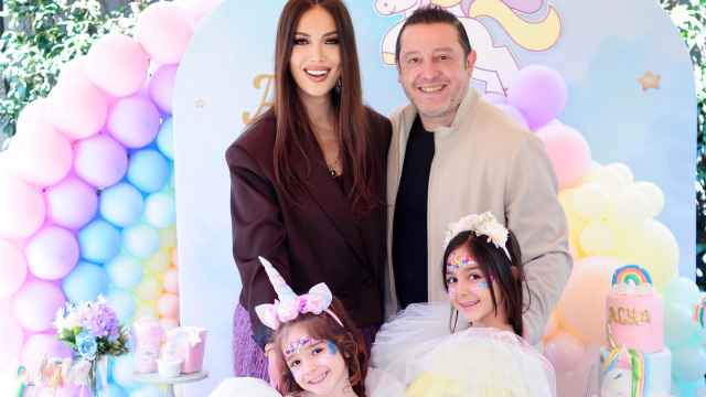 Kızlarının doğum gününü kutladılar