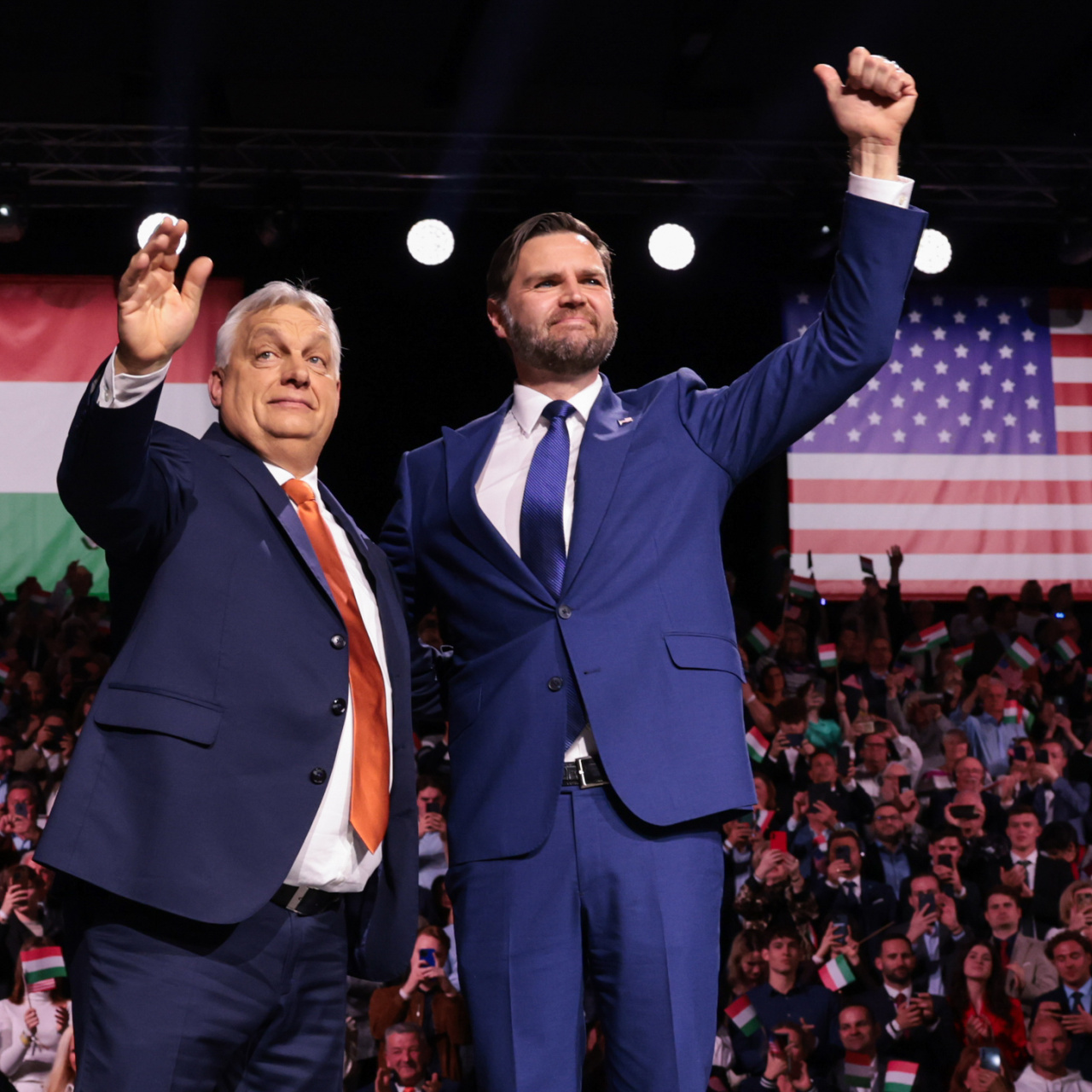 "Orban'ın yeniden seçilmesini sağlamalıyız"