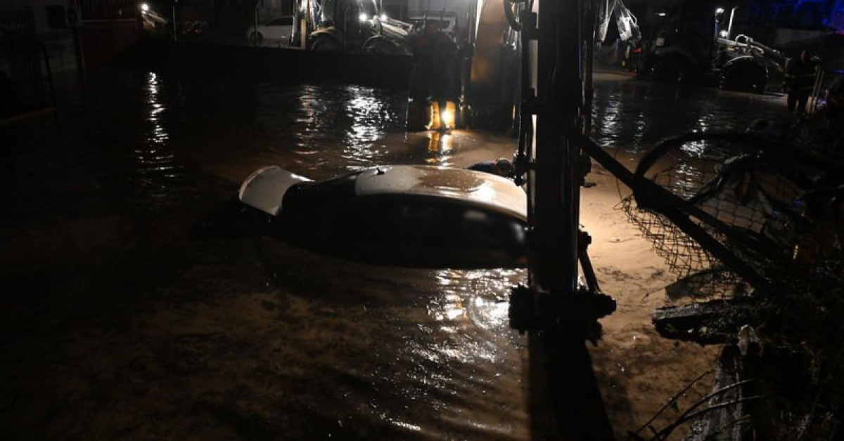 Osmaniye Kadirli'deotomobil sele kapıldı! 2 ölü