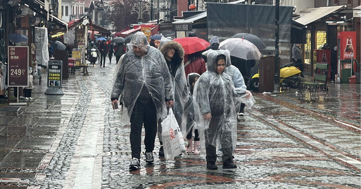 Sarı Kod! Sağanak Yağmur ve Fırtına - Hava Durumu