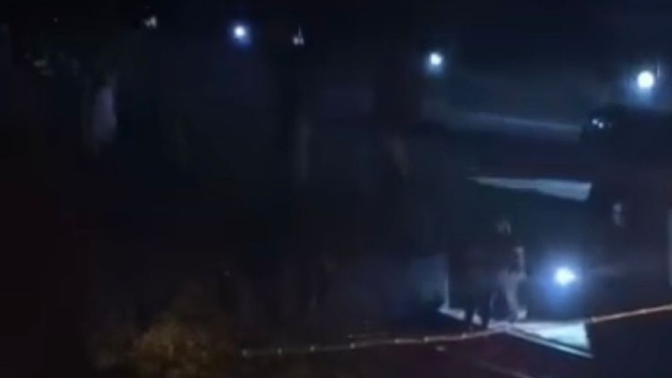 Trenin çarptığı adam can verdi