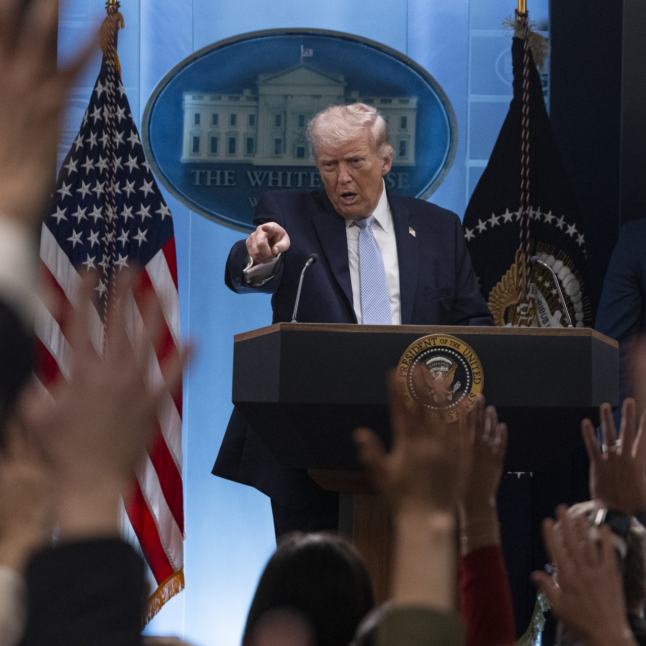 "Donald topal ördek çıktın"