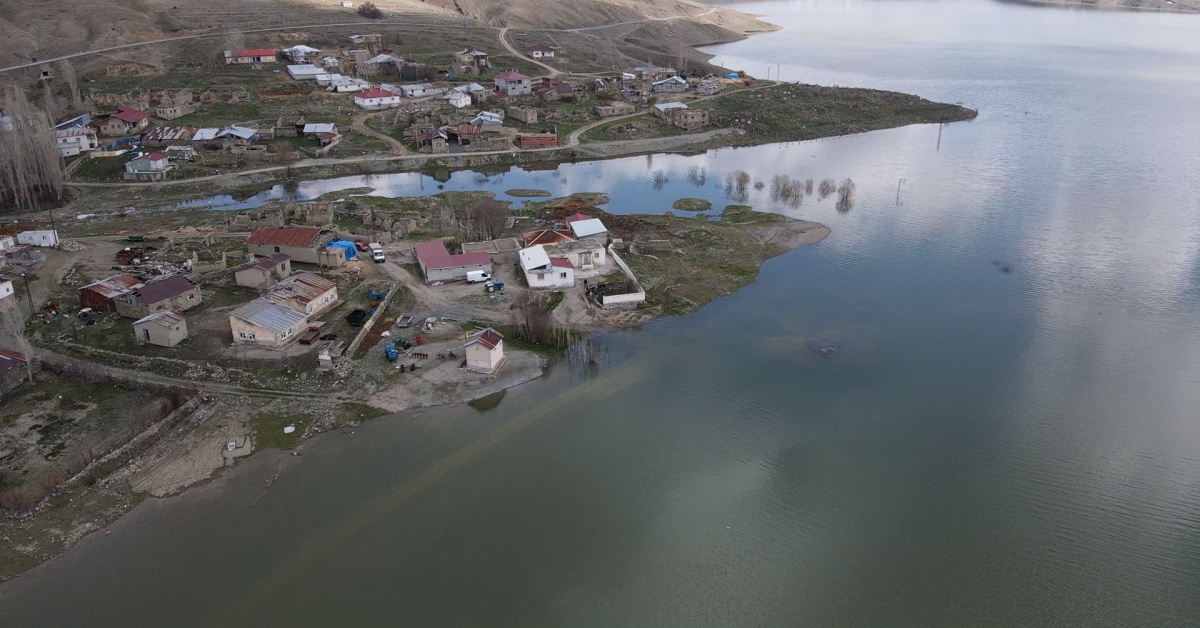 Sivas Ulaş'ta Karacalar Barajı Taşındı, Köyde Mağdur Aileler Var