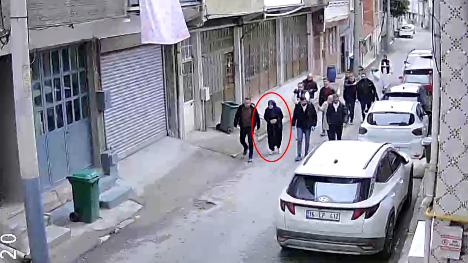 Parçaladığı kocasını çöp kutularına attı! Keşifte anlattı!