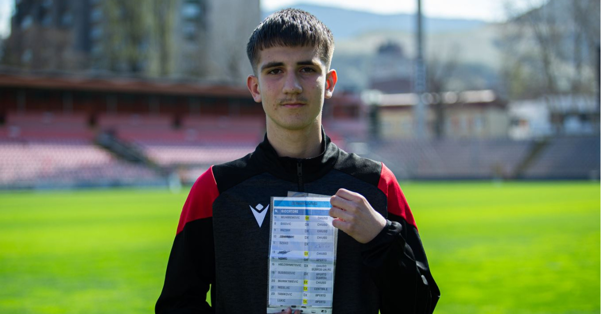 Bosna Hersekli Top Toplayıcı Cizmic, Donnarumma'nın Kağıdını Nasıl