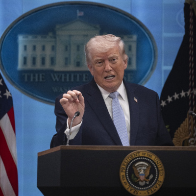 ABD Başkanı Trump: İran'la yakın çalışıyoruz