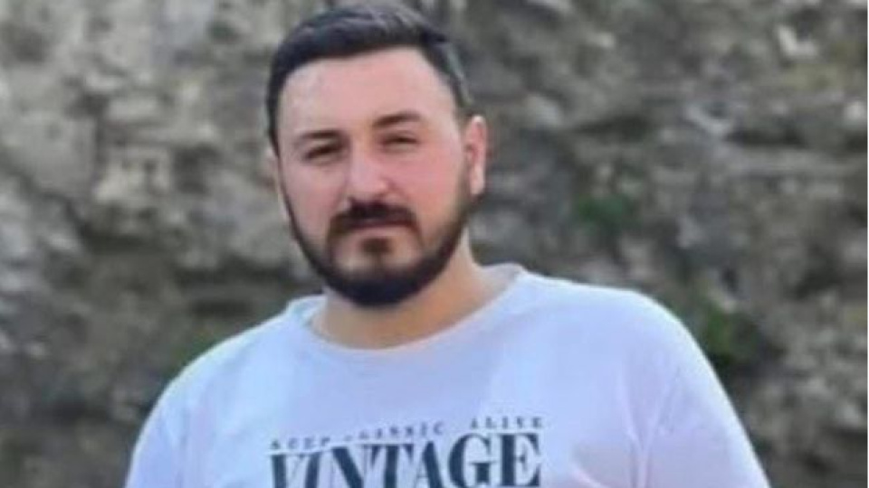 İş makinesi uçuruma devrildi: 1 ölü