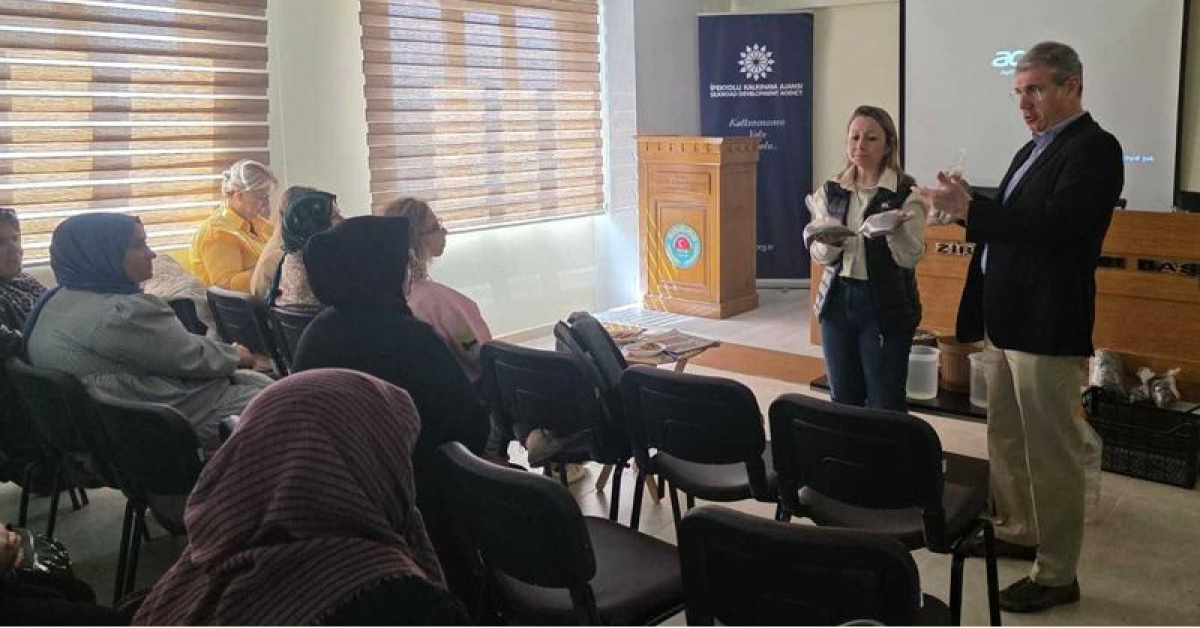 Kilis ve Gaziantep'te Kadın Çiftçilere Onarıcı Tarım Eğitimi