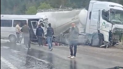 Antalya-Isparta yolunda kaza: 7 ölü