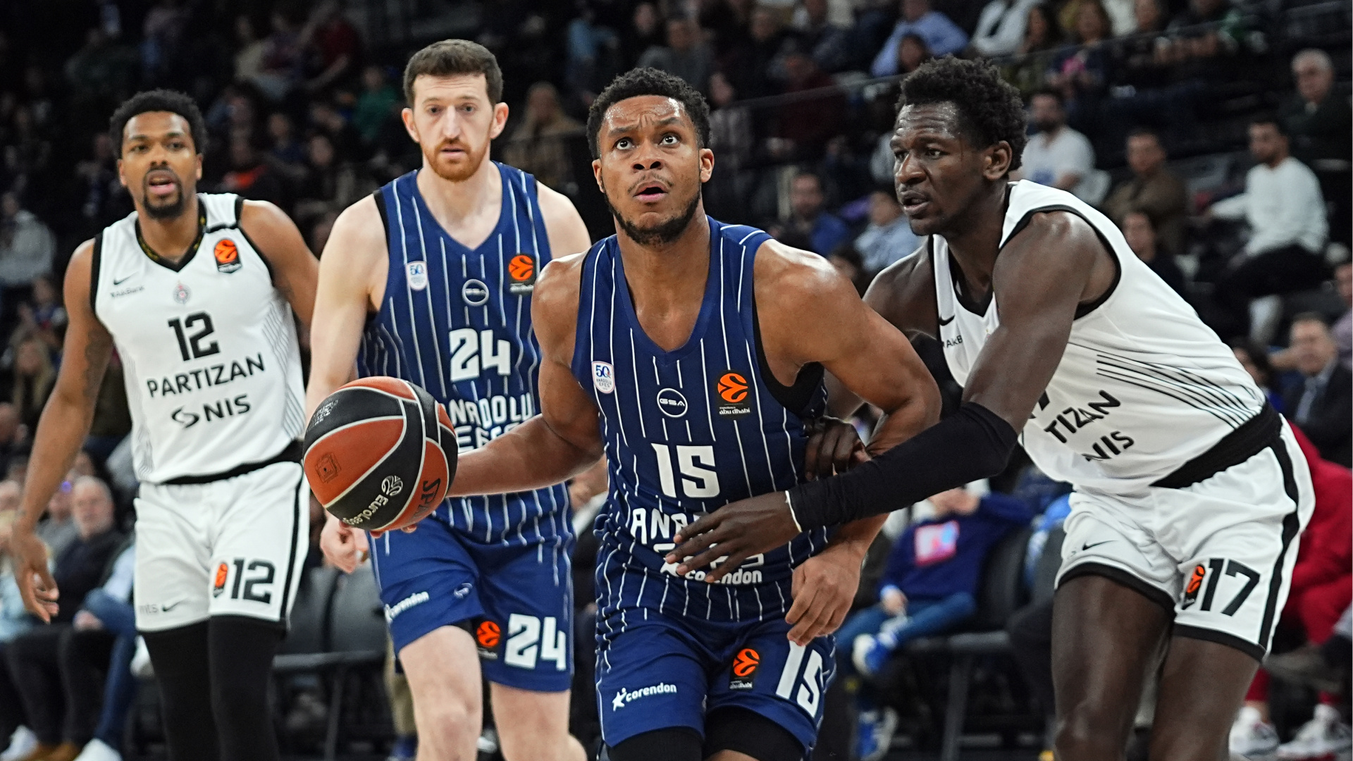 Anadolu Efes, Partizan'ı Uzatmada 79-72 Mağlup Etti | EuroLeague Zaferi