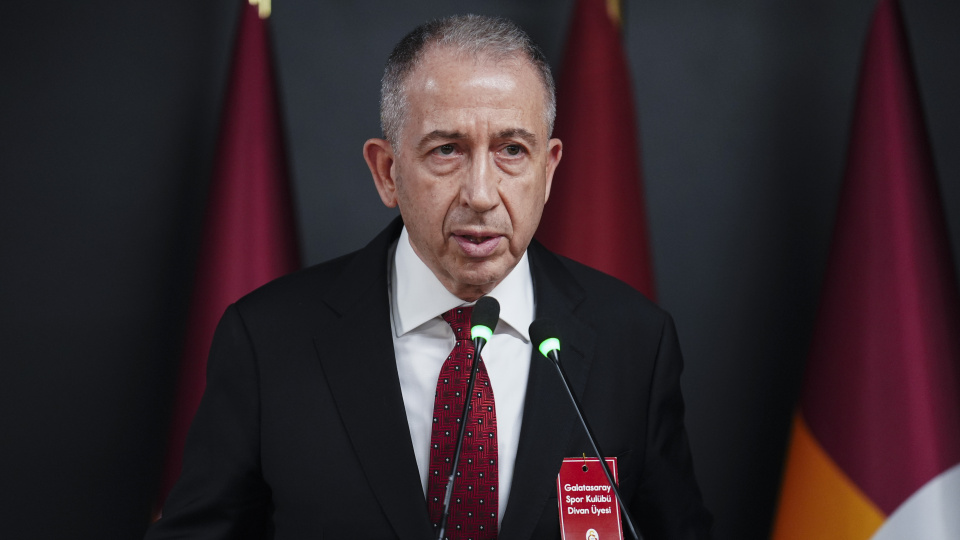 Metin Öztürk: Bayrakları hazırlayın!