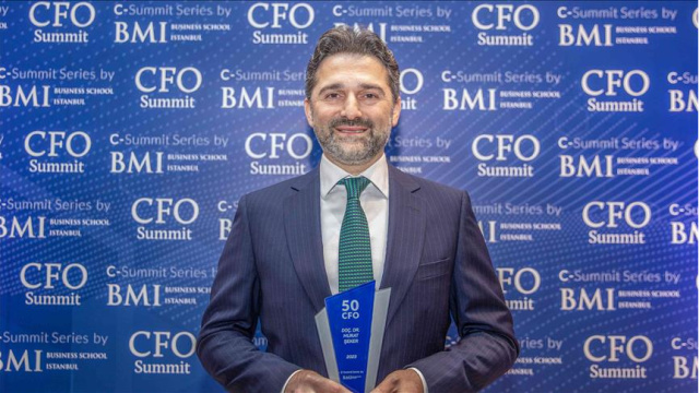 Murat Şeker kimdir?