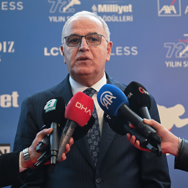 "Galatasaray camiasını tebrik ediyorum"