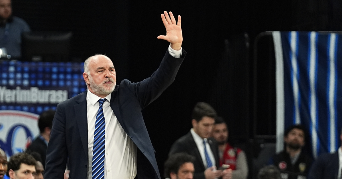 Pablo Laso Anadolu Efes'te Partizan'ımağlup ederek galibiyet elde