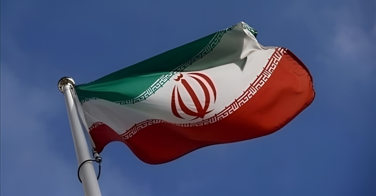 İran, gemilere alternatif rotayı açıkladı