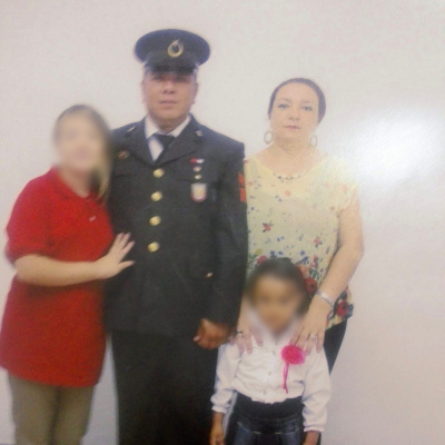 Çenesinden vuruldu eliyle işaret etti! Katliamdan kaçış!