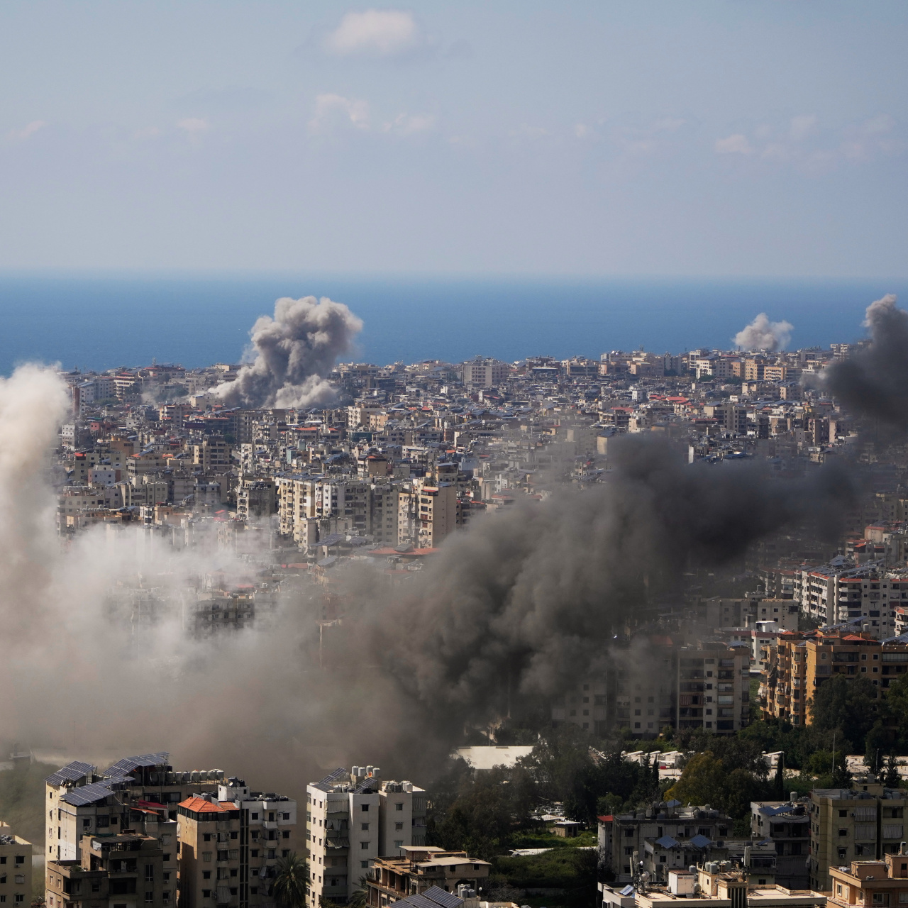 "Lübnan'daki barbarların faillerini ağır bir ceza bekliyor"