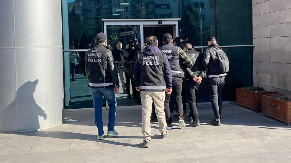 Uyuşturucu operasyonu: 20 gözaltı