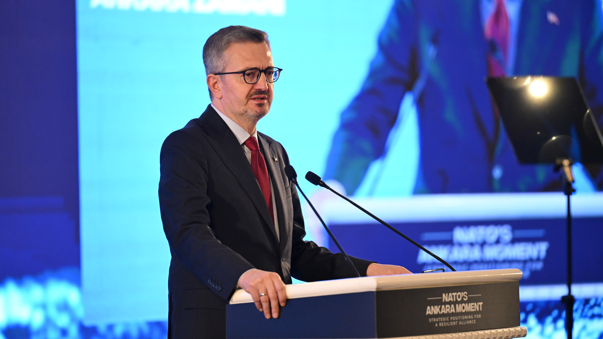 İletişim Başkanı Duran: Türkiye, NATO'nun Stratejik Paydaşı ve Örnek Ülkesidir