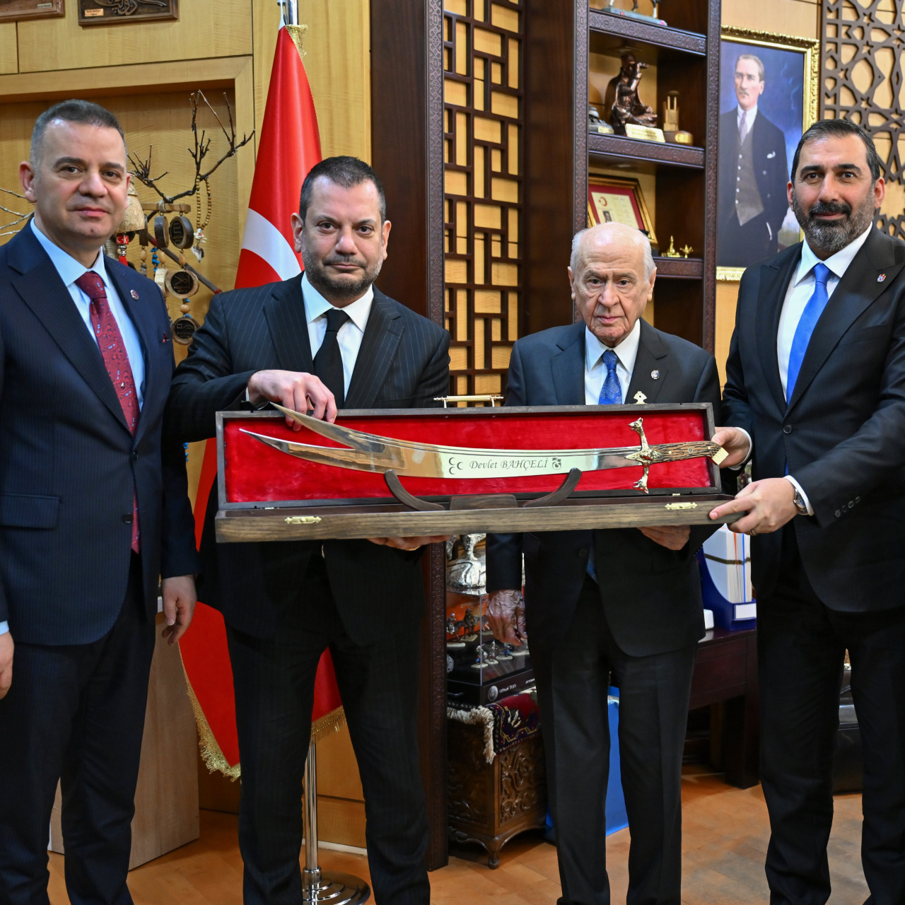 Ertuğrul Doğan’dan Devlet Bahçeli’ye ziyaret!