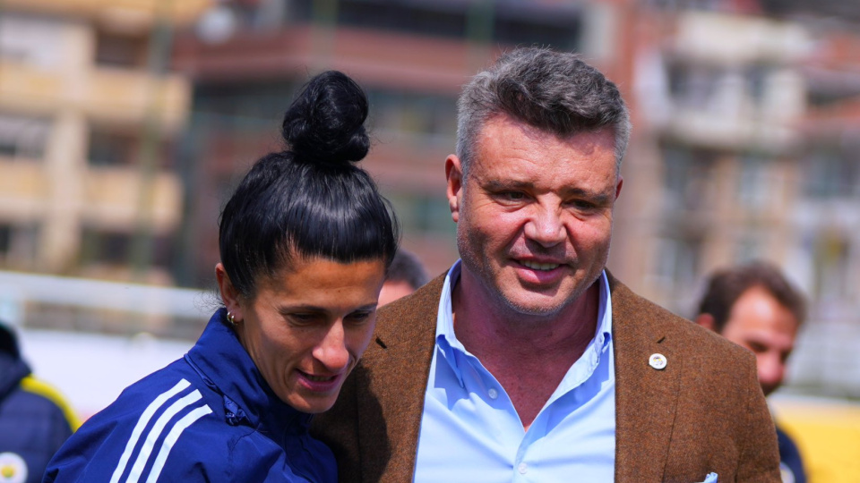 Saran'dan kadın futbol takımına ziyaret!