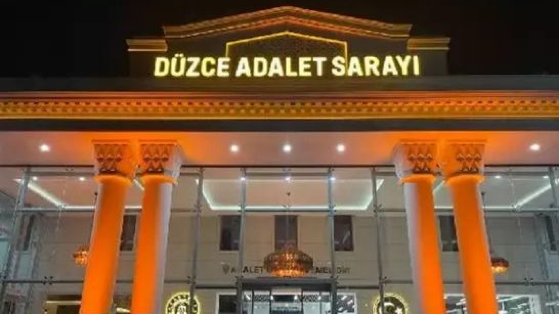 Düzce'de 8 milyonluk siber dolandırıcılık: 3 tutuklama | Son dakika haberleri