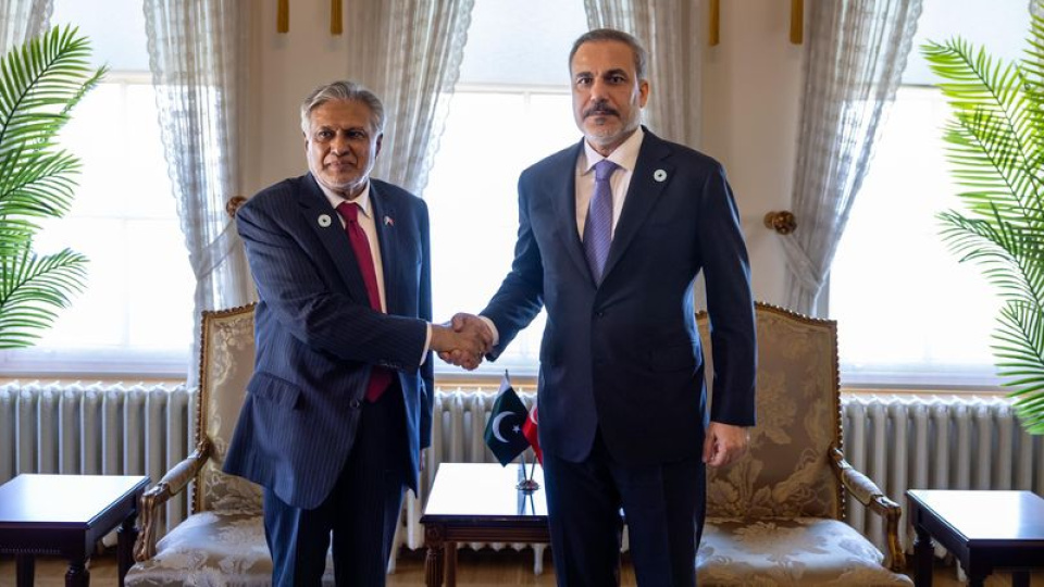 Bakan Fidan, Pakistanlı mevkidaşı ile görüştü