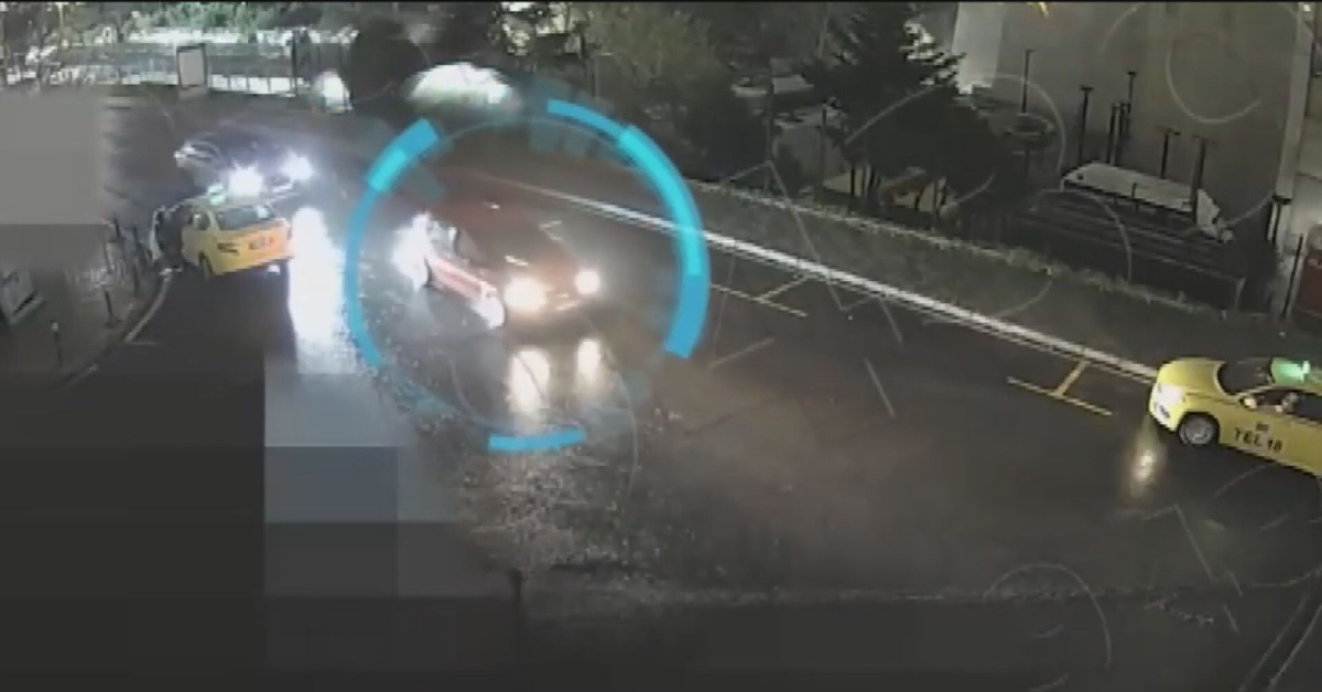 İsrail Konsolosluğu'daçatışma vegözaltına alma