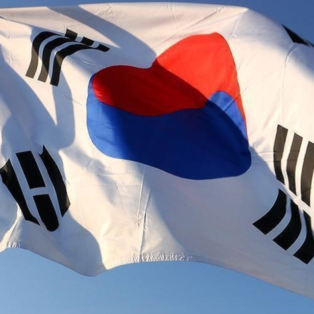 Güney Kore Merkez Bankası faizi sabit tuttu