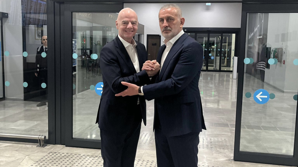 Infantino, açılış için İstanbul'da!