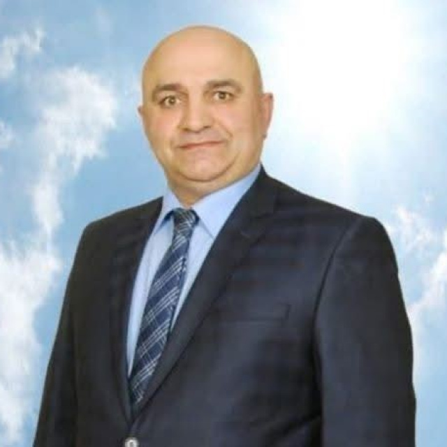 Muhtar evinde ölü bulundu