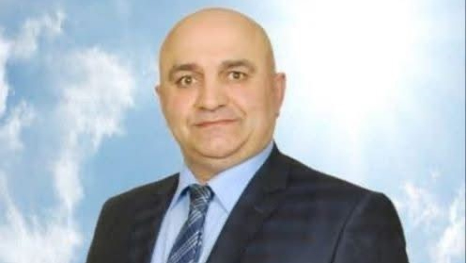 Muhtar evinde ölü bulundu