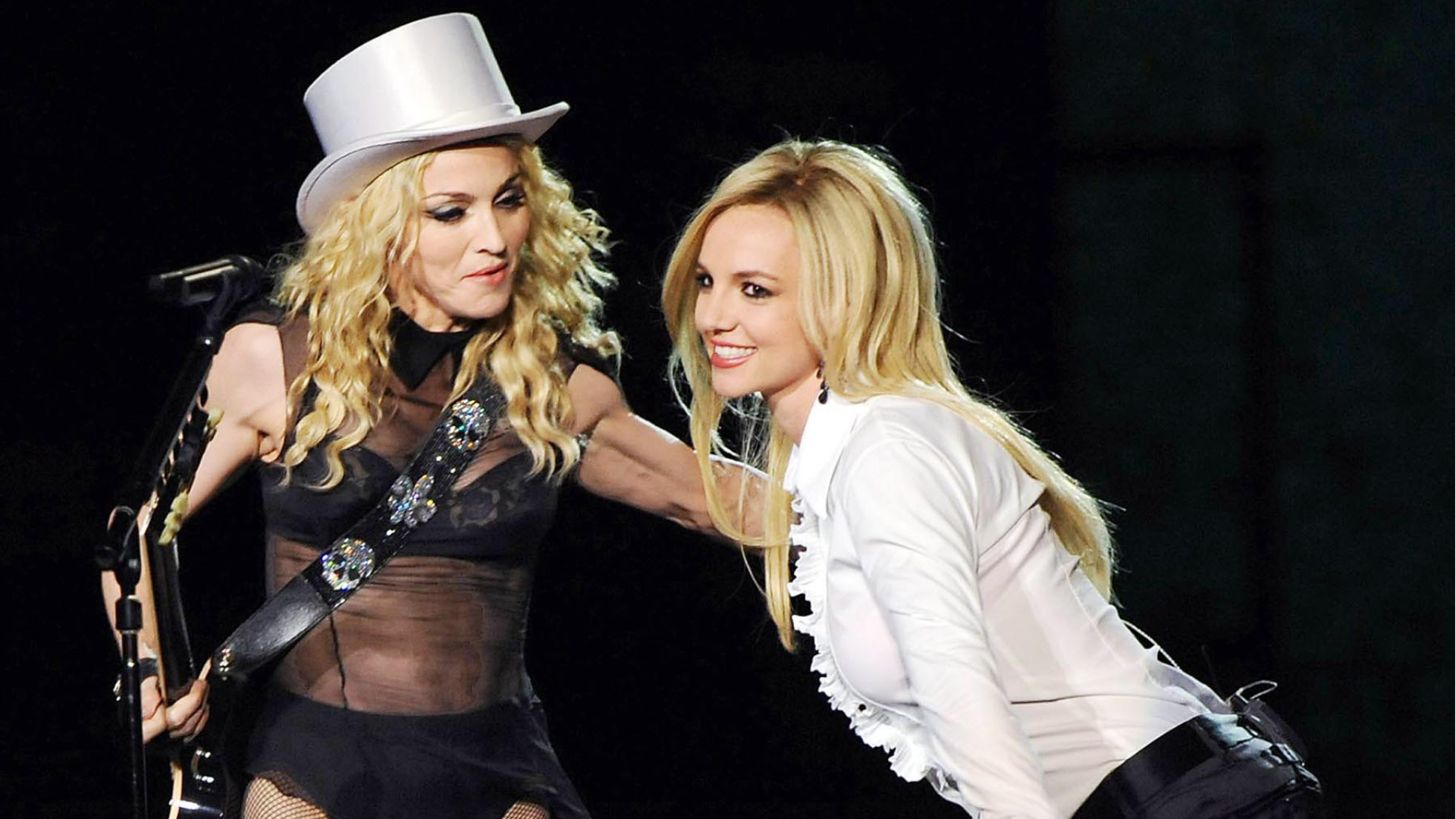 Madonna ve Britney Spears, İkonik Öpüşmeden 23 Yıl Sonra Yeni İş Birliğinde Buluşuyor