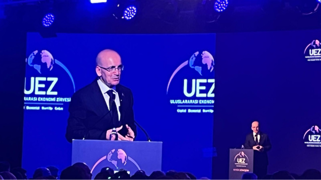 "Canavarlar dönemini yaşıyoruz"