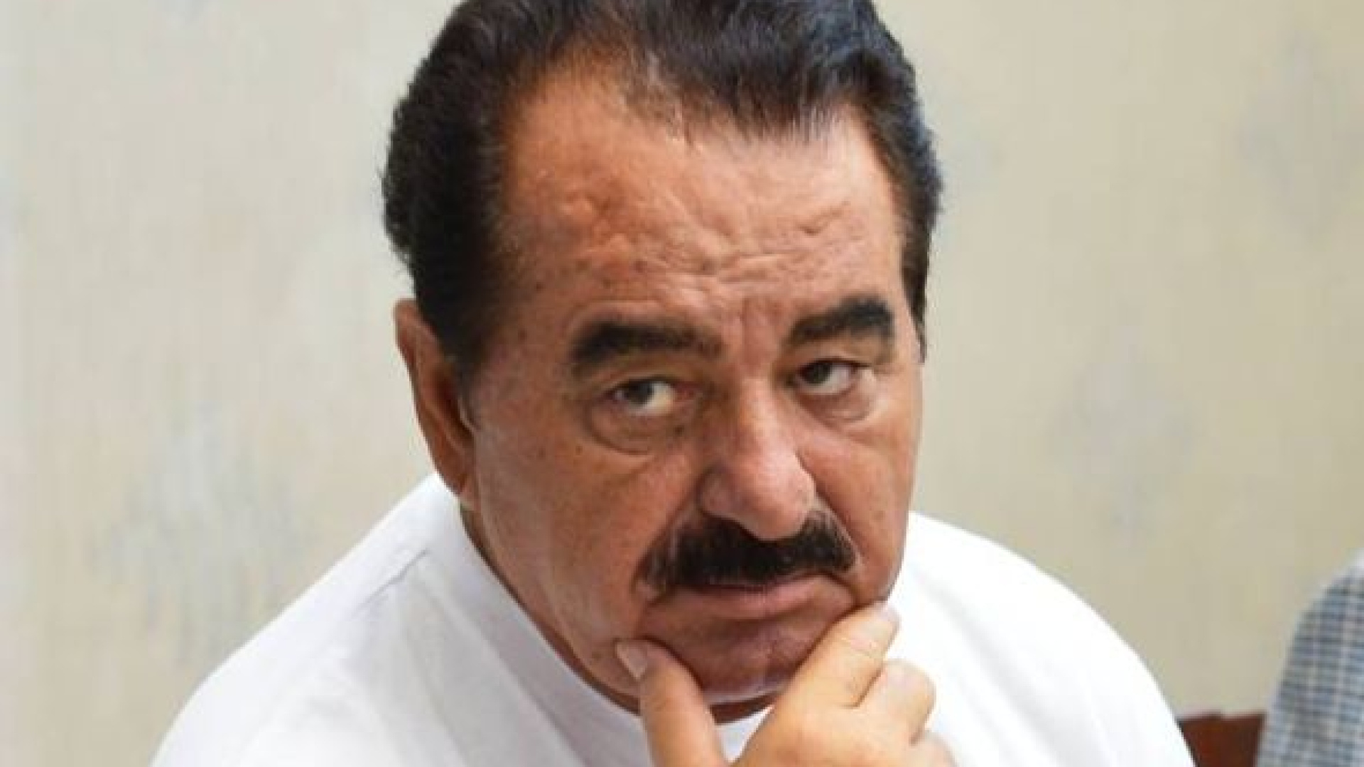 Yoğun bakımdaki İbrahim Tatlıses ateş püskürdü - Magazin haberleri