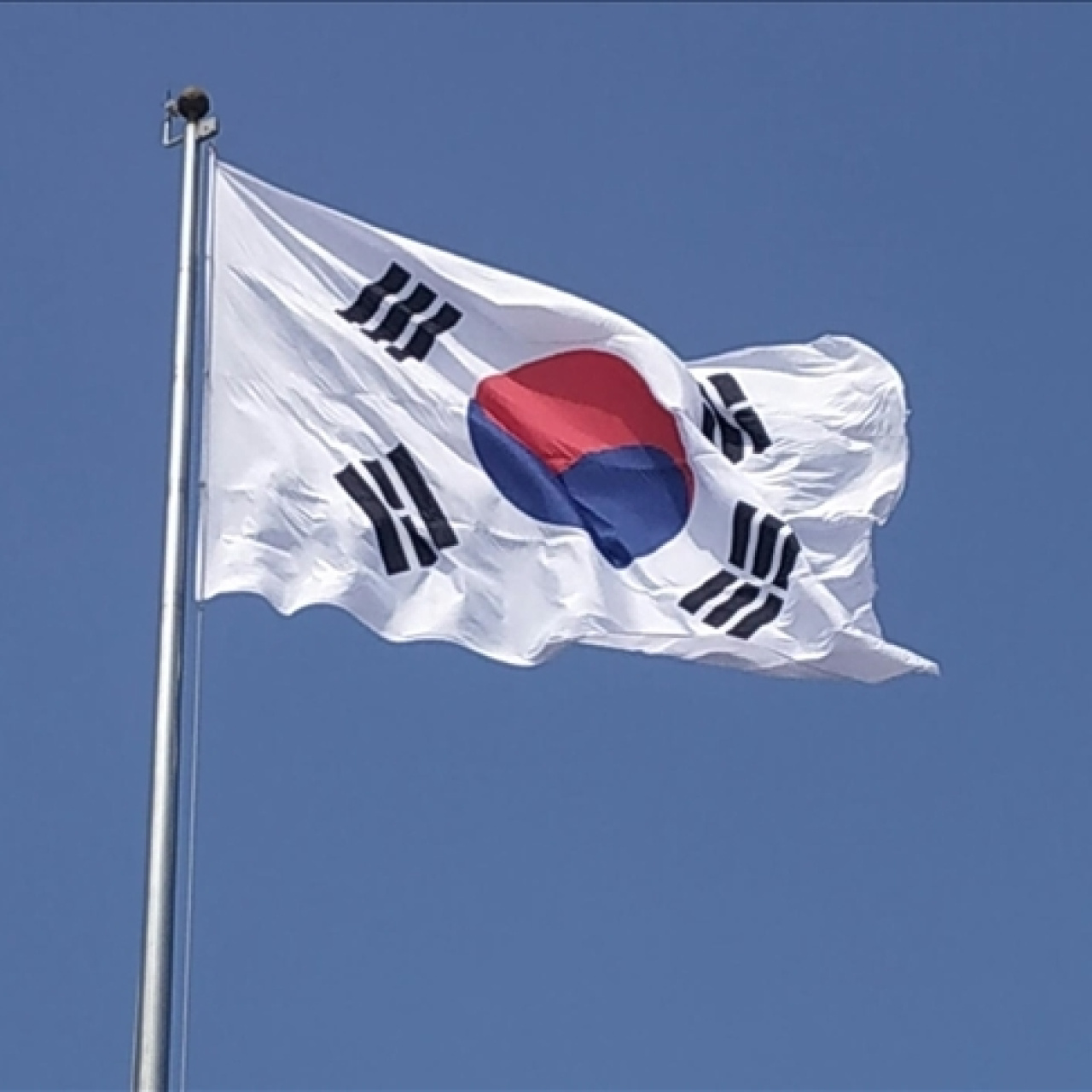 Güney Kore 'Hürmüz' nedeniyle İran'a temsilci gönderiyor