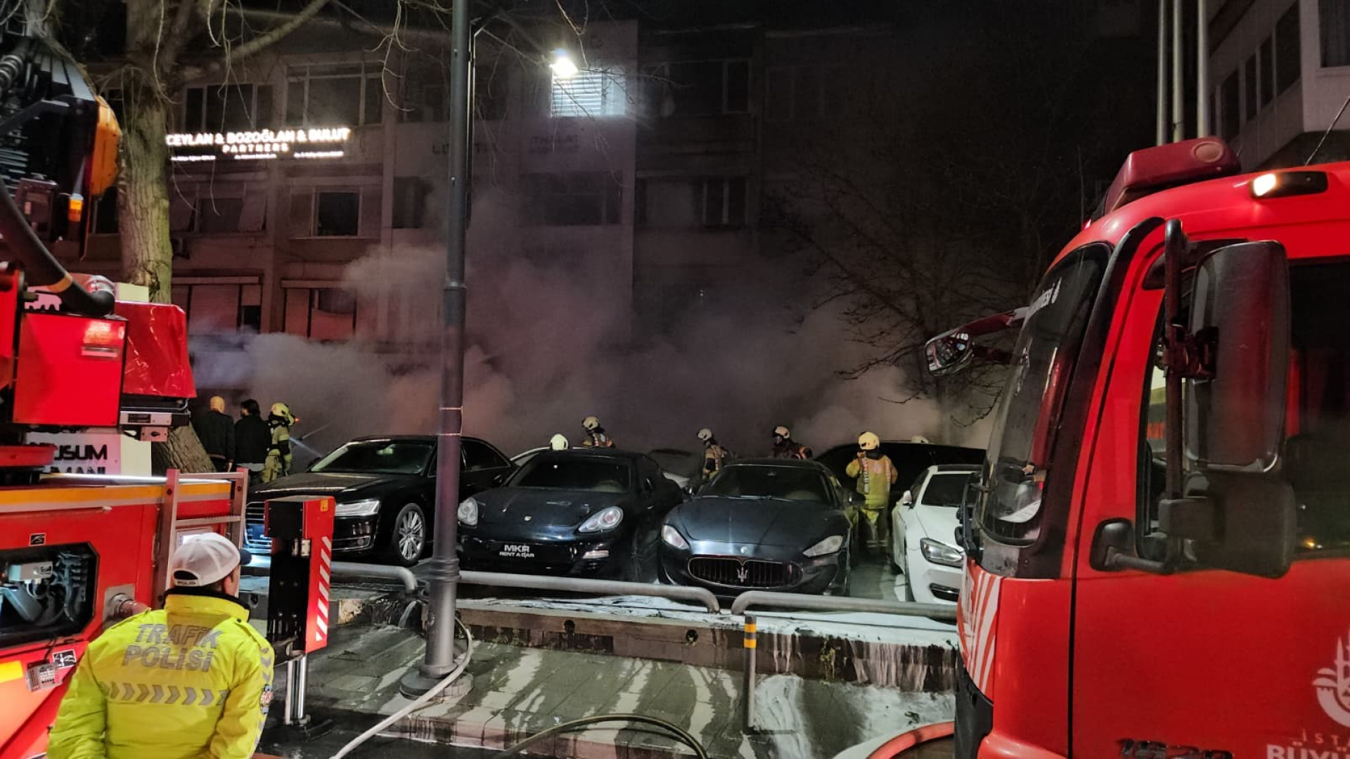 Son dakika haberi: Yakalanmadan telefonunu kırdı! Polis tamir ettirdi, bağlantılar ortaya çıktı! | Son dakika haberleri