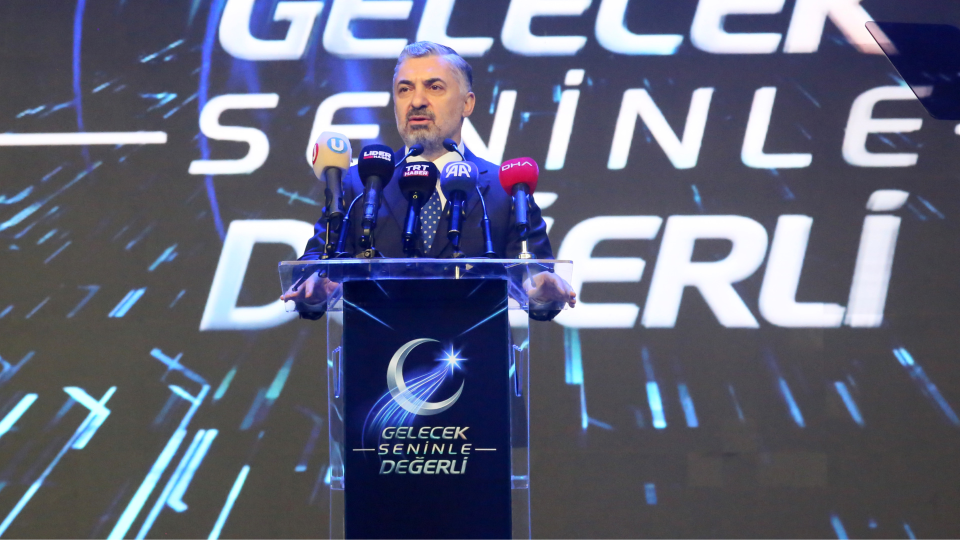Türk Telekom CEO'su Şahin: '5G'de Hikayemiz Yeni Başlıyor, Oyun Kurucu Aktör Biz Olacağız'