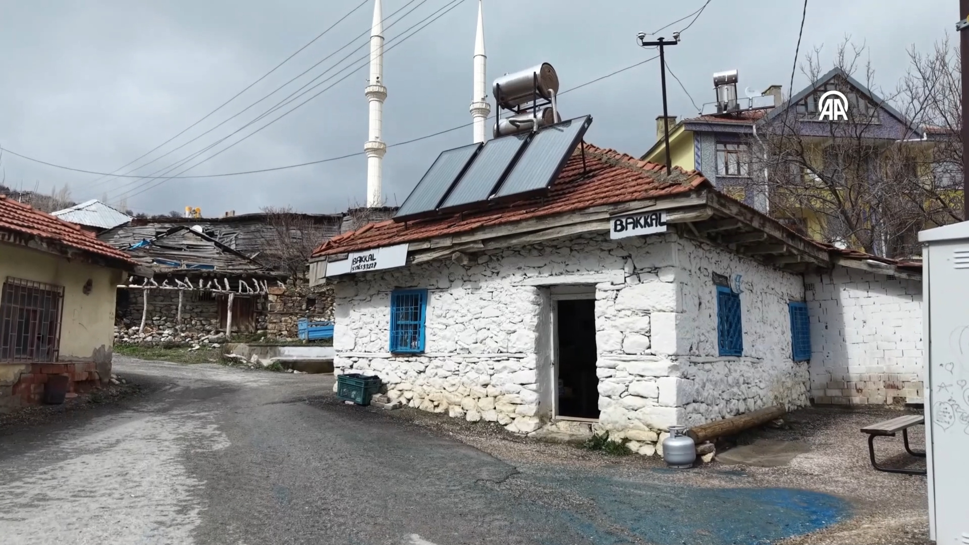 Ankara'nın Asırlık Bakkalı: Çubuk'ta 100 Yıllık Tarih Yaşatılıyor