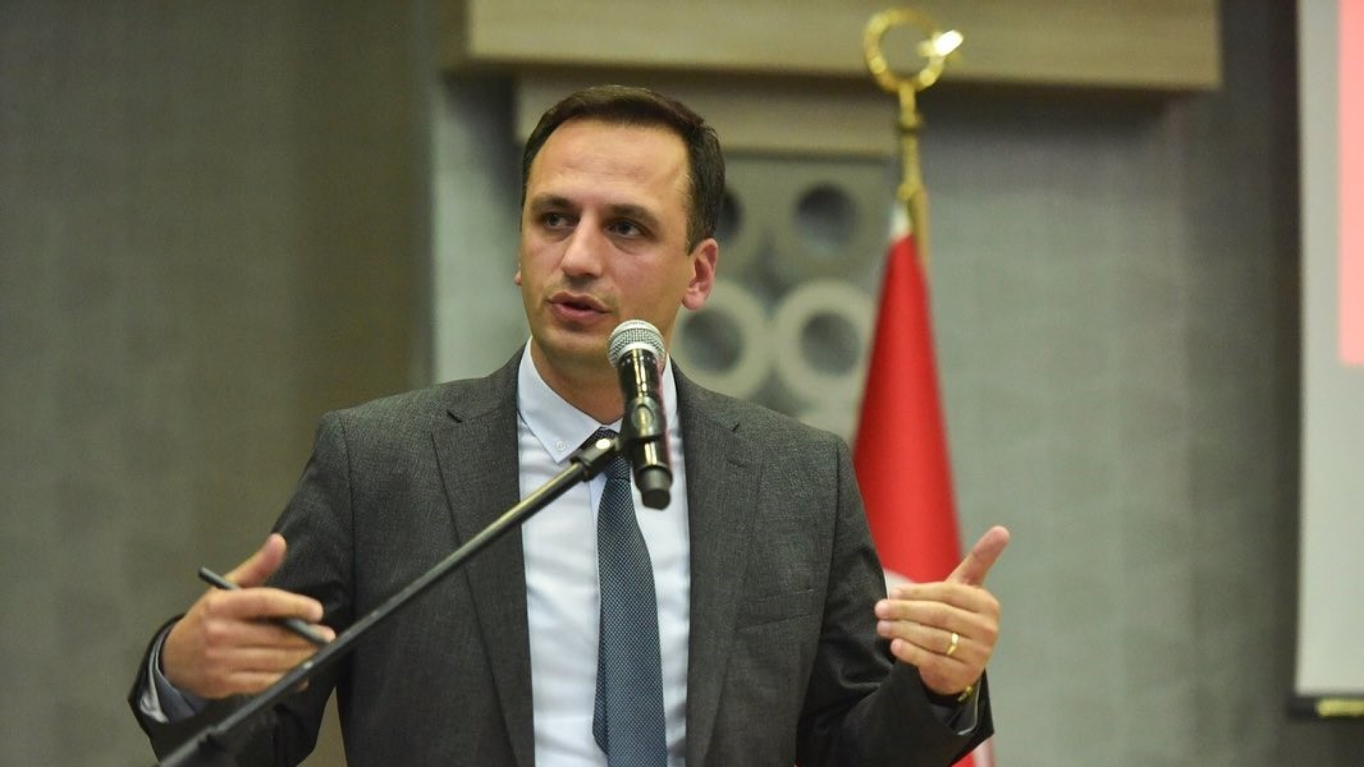 Bornova Belediye Başkanı Eşki Hakkında Adli Kontrol Kararı: İtiraz Kabul Edildi