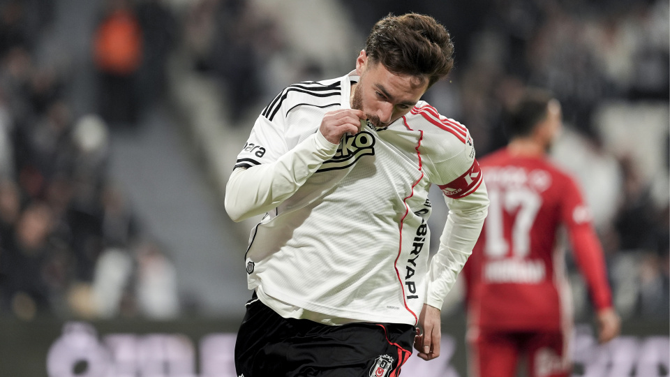 Orkun Kökçü durdurulamıyor!