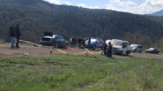 Tamir etmek istediği otomobil, ölümüne neden oldu